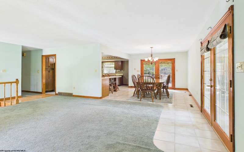 152 Hilltop Drive, Philippi, West Virginia 26416, 5 Bedrooms Bedrooms, 12 Rooms Rooms,3 BathroomsBathrooms,Single Family Detached,For Sale,Hilltop,10161553