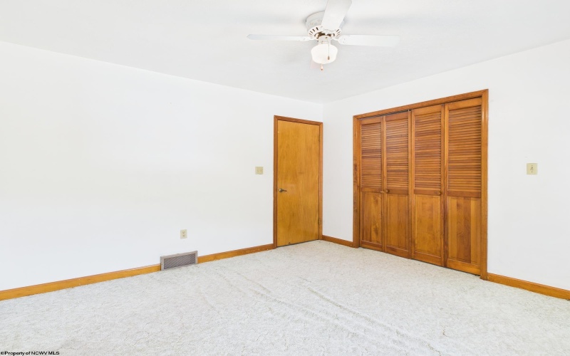 152 Hilltop Drive, Philippi, West Virginia 26416, 5 Bedrooms Bedrooms, 12 Rooms Rooms,3 BathroomsBathrooms,Single Family Detached,For Sale,Hilltop,10161553