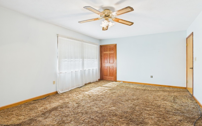 152 Hilltop Drive, Philippi, West Virginia 26416, 5 Bedrooms Bedrooms, 12 Rooms Rooms,3 BathroomsBathrooms,Single Family Detached,For Sale,Hilltop,10161553