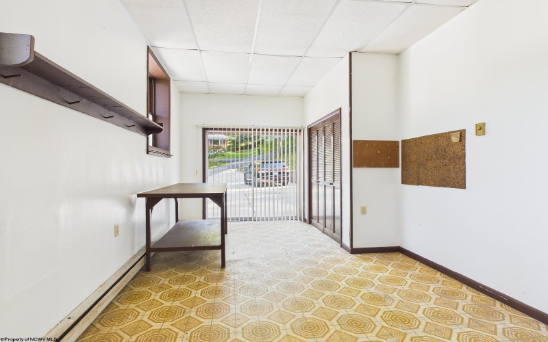 152 Hilltop Drive, Philippi, West Virginia 26416, 5 Bedrooms Bedrooms, 12 Rooms Rooms,3 BathroomsBathrooms,Single Family Detached,For Sale,Hilltop,10161553