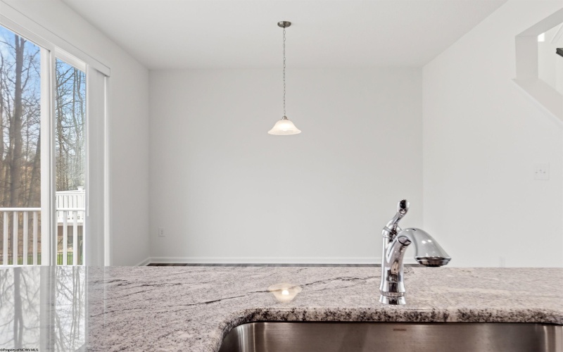 319 Bay Street, Morgantown, West Virginia 26508, 3 Bedrooms Bedrooms, 6 Rooms Rooms,2 BathroomsBathrooms,Single Family Attached,For Sale,Bay,10163990