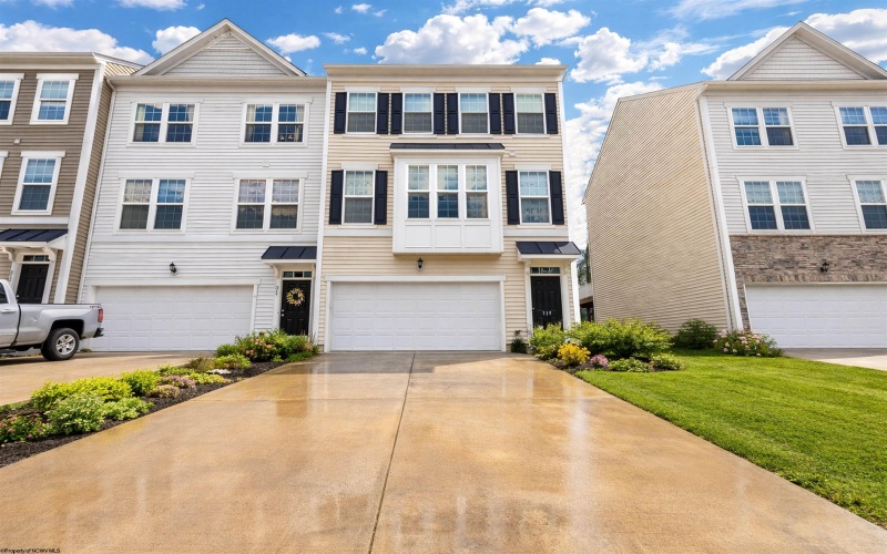 319 Bay Street, Morgantown, West Virginia 26508, 3 Bedrooms Bedrooms, 6 Rooms Rooms,2 BathroomsBathrooms,Single Family Attached,For Sale,Bay,10163990