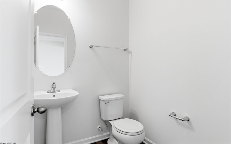 319 Bay Street, Morgantown, West Virginia 26508, 3 Bedrooms Bedrooms, 6 Rooms Rooms,2 BathroomsBathrooms,Single Family Attached,For Sale,Bay,10163990