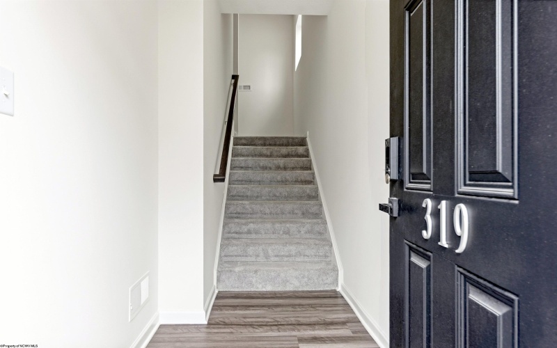 319 Bay Street, Morgantown, West Virginia 26508, 3 Bedrooms Bedrooms, 6 Rooms Rooms,2 BathroomsBathrooms,Single Family Attached,For Sale,Bay,10163990