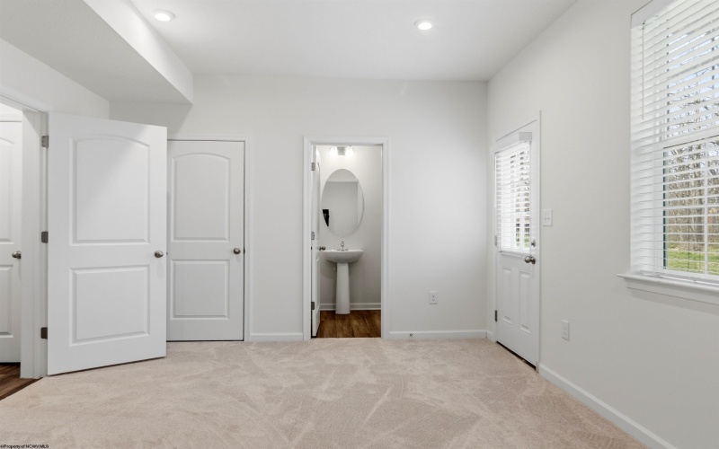 319 Bay Street, Morgantown, West Virginia 26508, 3 Bedrooms Bedrooms, 6 Rooms Rooms,2 BathroomsBathrooms,Single Family Attached,For Sale,Bay,10163990