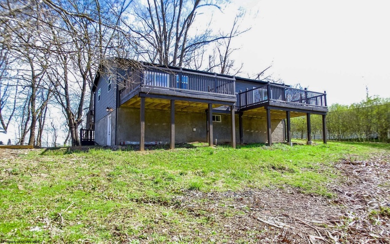 275 Bertha Hill Road, Maidsville, West Virginia 26541, 3 Bedrooms Bedrooms, 6 Rooms Rooms,2 BathroomsBathrooms,Single Family Detached,For Sale,Bertha Hill,10163991