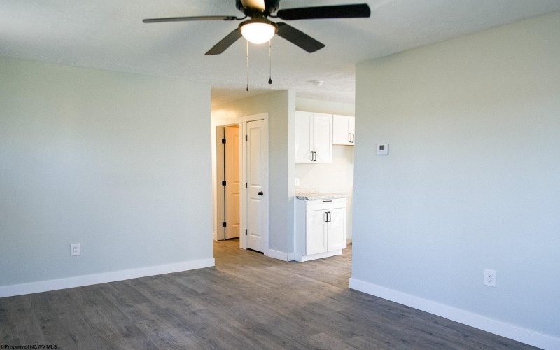 275 Bertha Hill Road, Maidsville, West Virginia 26541, 3 Bedrooms Bedrooms, 6 Rooms Rooms,2 BathroomsBathrooms,Single Family Detached,For Sale,Bertha Hill,10163991