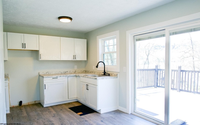 275 Bertha Hill Road, Maidsville, West Virginia 26541, 3 Bedrooms Bedrooms, 6 Rooms Rooms,2 BathroomsBathrooms,Single Family Detached,For Sale,Bertha Hill,10163991