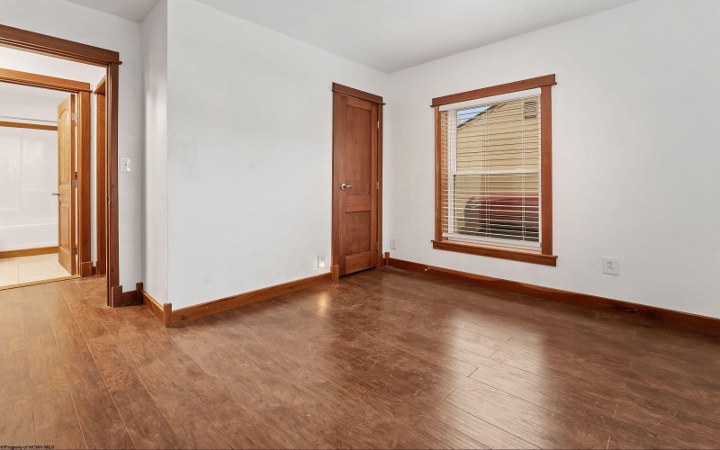 541 Hess Street, Morgantown, West Virginia 26501, 2 Bedrooms Bedrooms, 5 Rooms Rooms,1 BathroomBathrooms,Single Family Detached,For Sale,Hess,10163978