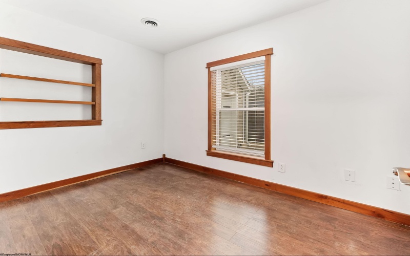 541 Hess Street, Morgantown, West Virginia 26501, 2 Bedrooms Bedrooms, 5 Rooms Rooms,1 BathroomBathrooms,Single Family Detached,For Sale,Hess,10163978