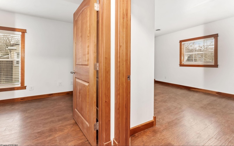 541 Hess Street, Morgantown, West Virginia 26501, 2 Bedrooms Bedrooms, 5 Rooms Rooms,1 BathroomBathrooms,Single Family Detached,For Sale,Hess,10163978