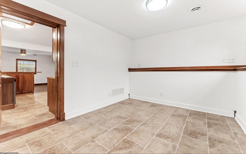 541 Hess Street, Morgantown, West Virginia 26501, 2 Bedrooms Bedrooms, 5 Rooms Rooms,1 BathroomBathrooms,Single Family Detached,For Sale,Hess,10163978