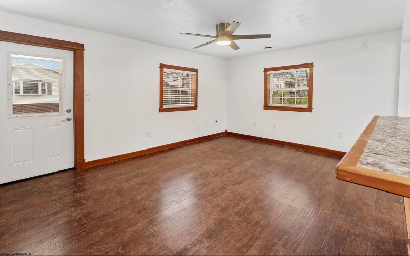 541 Hess Street, Morgantown, West Virginia 26501, 2 Bedrooms Bedrooms, 5 Rooms Rooms,1 BathroomBathrooms,Single Family Detached,For Sale,Hess,10163978