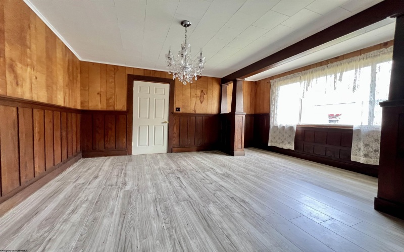 38 Kitson Street, Weston, West Virginia 26452, 4 Bedrooms Bedrooms, 8 Rooms Rooms,2 BathroomsBathrooms,Single Family Detached,For Sale,Kitson,10163977