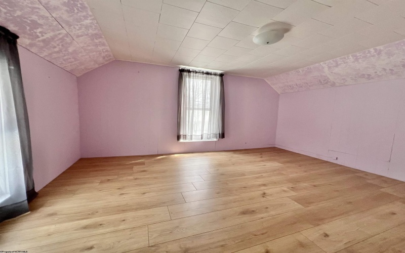 38 Kitson Street, Weston, West Virginia 26452, 4 Bedrooms Bedrooms, 8 Rooms Rooms,2 BathroomsBathrooms,Single Family Detached,For Sale,Kitson,10163977