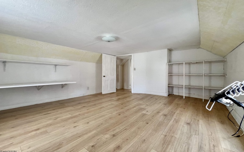 38 Kitson Street, Weston, West Virginia 26452, 4 Bedrooms Bedrooms, 8 Rooms Rooms,2 BathroomsBathrooms,Single Family Detached,For Sale,Kitson,10163977