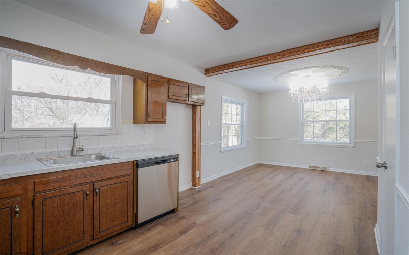 348 Jackson Street, Sistersville, West Virginia 26175, 3 Bedrooms Bedrooms, 9 Rooms Rooms,3 BathroomsBathrooms,Single Family Detached,For Sale,Jackson,10163975