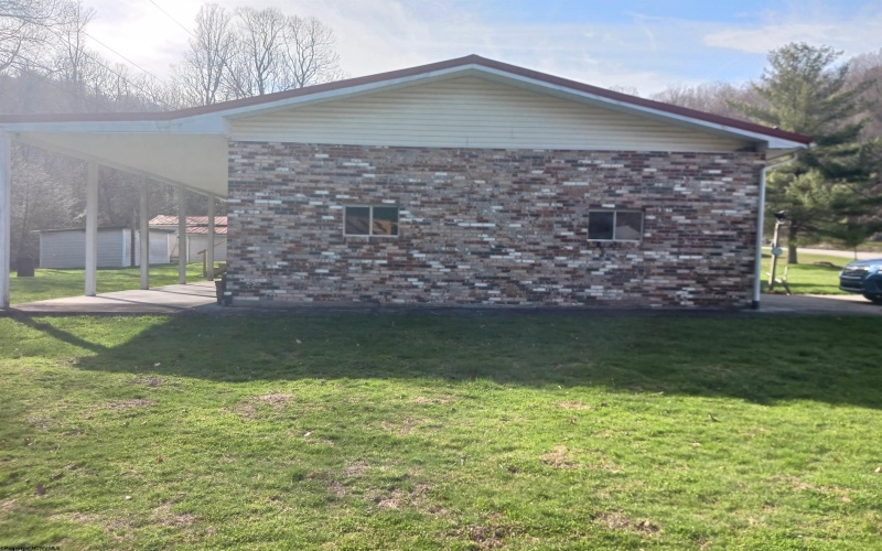 8106 Alton Road, Adrian, West Virginia 26210, 3 Bedrooms Bedrooms, 5 Rooms Rooms,1 BathroomBathrooms,Single Family Detached,For Sale,Alton,10163989