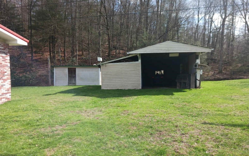 8106 Alton Road, Adrian, West Virginia 26210, 3 Bedrooms Bedrooms, 5 Rooms Rooms,1 BathroomBathrooms,Single Family Detached,For Sale,Alton,10163989