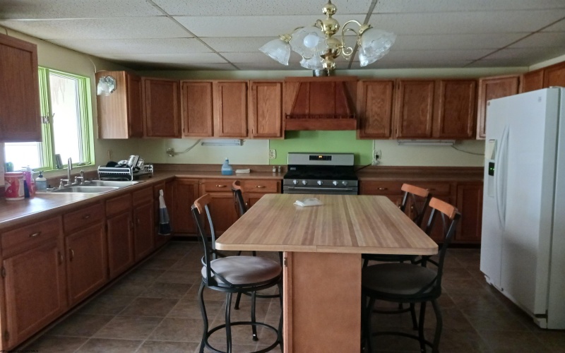 8106 Alton Road, Adrian, West Virginia 26210, 3 Bedrooms Bedrooms, 5 Rooms Rooms,1 BathroomBathrooms,Single Family Detached,For Sale,Alton,10163989