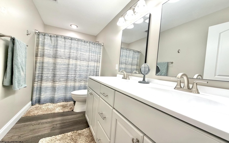 109 Canto Drive, Morgantown, West Virginia 26508, 4 Bedrooms Bedrooms, 9 Rooms Rooms,3 BathroomsBathrooms,Single Family Detached,For Sale,Canto,10163988