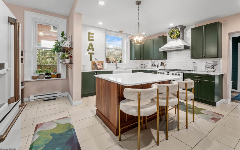 220 Park Street, Morgantown, West Virginia 26501, 7 Bedrooms Bedrooms, 12 Rooms Rooms,3 BathroomsBathrooms,Single Family Detached,For Sale,Park,10163979