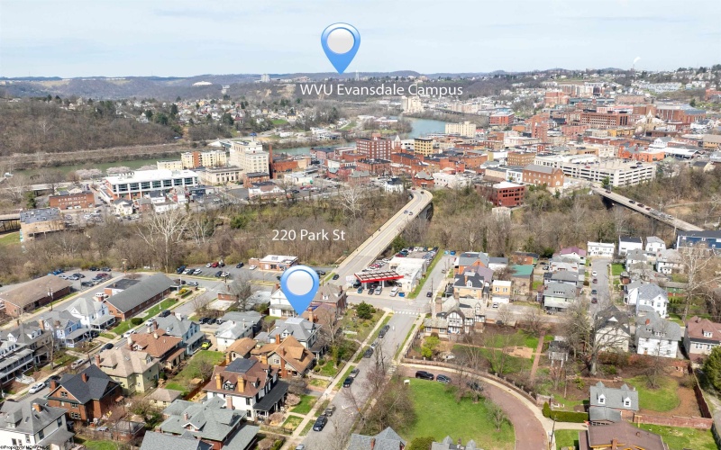 220 Park Street, Morgantown, West Virginia 26501, 7 Bedrooms Bedrooms, 12 Rooms Rooms,3 BathroomsBathrooms,Single Family Detached,For Sale,Park,10163979
