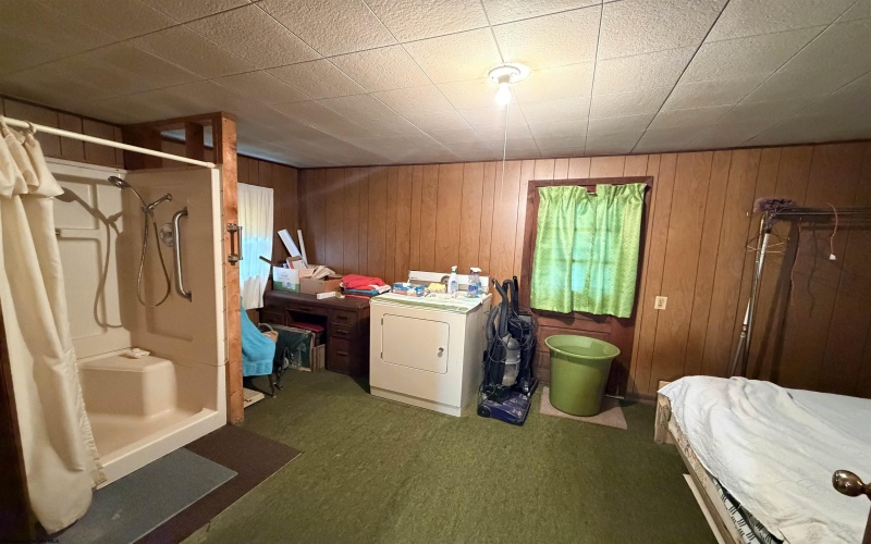 10 Center Street, Rowlesburg, West Virginia 26425, 1 Bedroom Bedrooms, 4 Rooms Rooms,Single Family Detached,For Sale,Center,10163981