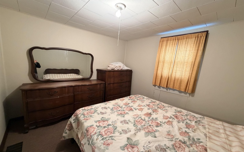 10 Center Street, Rowlesburg, West Virginia 26425, 1 Bedroom Bedrooms, 4 Rooms Rooms,Single Family Detached,For Sale,Center,10163981