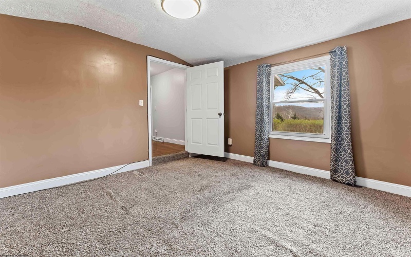 1041 Montrose Avenue, Morgantown, West Virginia 26505, 2 Bedrooms Bedrooms, 6 Rooms Rooms,2 BathroomsBathrooms,Single Family Detached,For Sale,Montrose,10163983