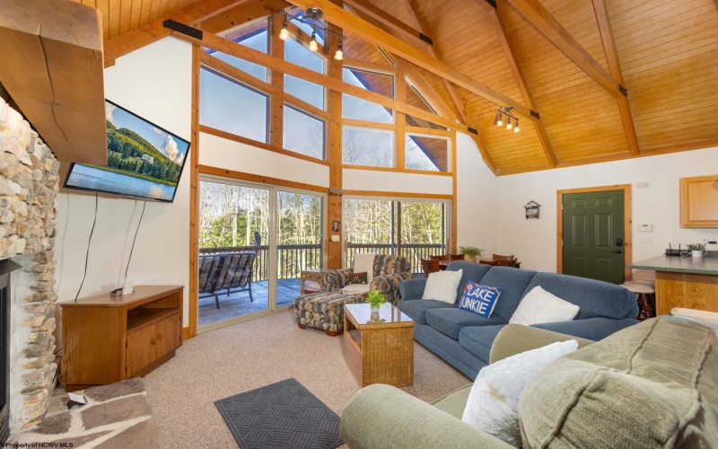 74 Bluebell Drive, Terra Alta, West Virginia 26764, 3 Bedrooms Bedrooms, 10 Rooms Rooms,3 BathroomsBathrooms,Single Family Detached,For Sale,Bluebell,10163987