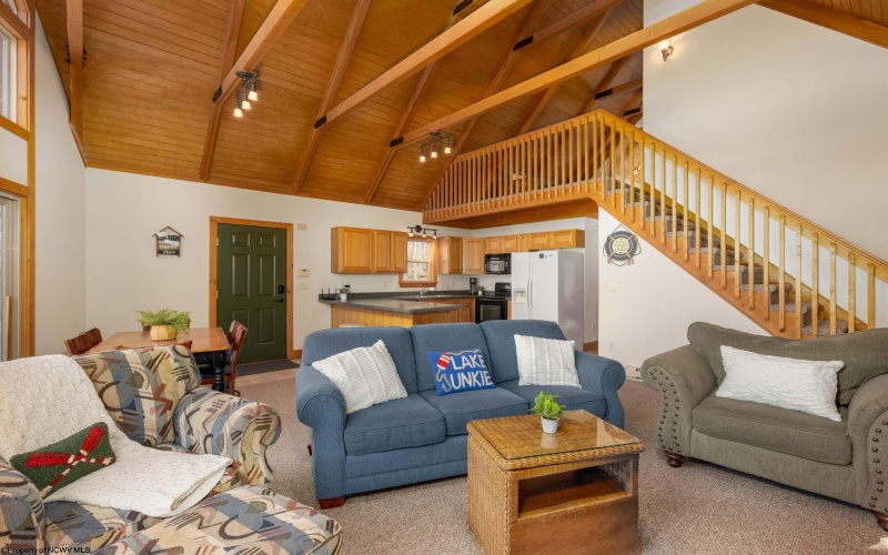 74 Bluebell Drive, Terra Alta, West Virginia 26764, 3 Bedrooms Bedrooms, 10 Rooms Rooms,3 BathroomsBathrooms,Single Family Detached,For Sale,Bluebell,10163987