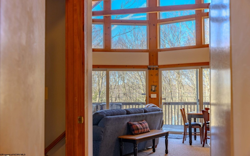 74 Bluebell Drive, Terra Alta, West Virginia 26764, 3 Bedrooms Bedrooms, 10 Rooms Rooms,3 BathroomsBathrooms,Single Family Detached,For Sale,Bluebell,10163987