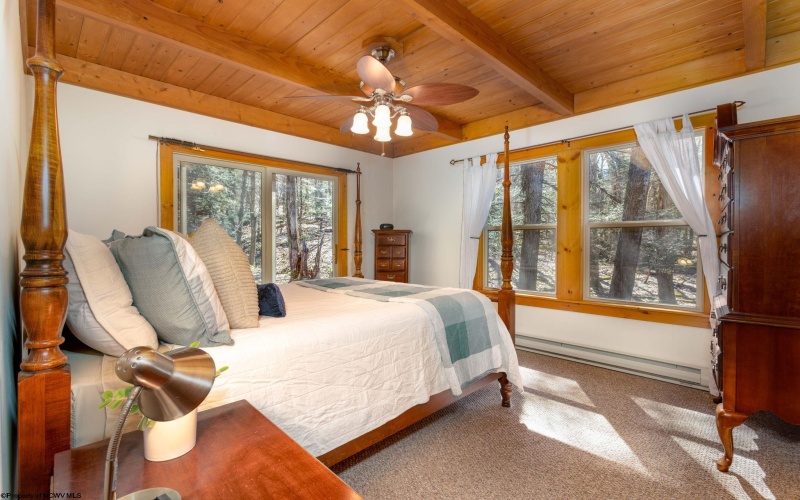 74 Bluebell Drive, Terra Alta, West Virginia 26764, 3 Bedrooms Bedrooms, 10 Rooms Rooms,3 BathroomsBathrooms,Single Family Detached,For Sale,Bluebell,10163987