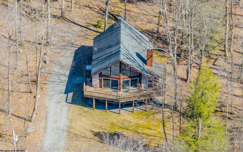 74 Bluebell Drive, Terra Alta, West Virginia 26764, 3 Bedrooms Bedrooms, 10 Rooms Rooms,3 BathroomsBathrooms,Single Family Detached,For Sale,Bluebell,10163987