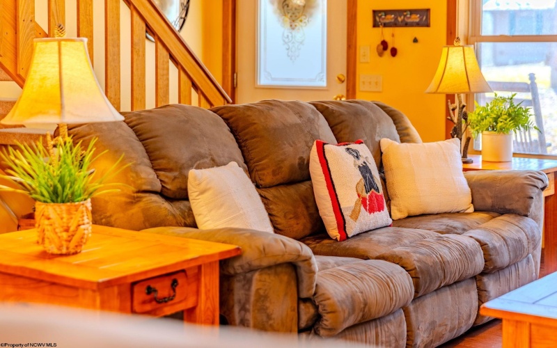 614 Hemlock Circle, Terra Alta, West Virginia 26764, 2 Bedrooms Bedrooms, 7 Rooms Rooms,2 BathroomsBathrooms,Single Family Detached,For Sale,Hemlock,10163993