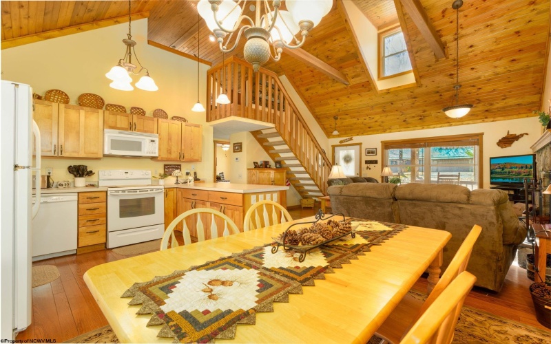 614 Hemlock Circle, Terra Alta, West Virginia 26764, 2 Bedrooms Bedrooms, 7 Rooms Rooms,2 BathroomsBathrooms,Single Family Detached,For Sale,Hemlock,10163993