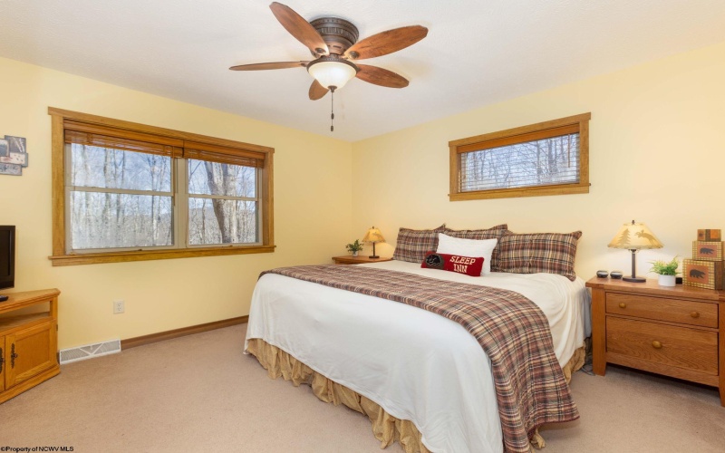 614 Hemlock Circle, Terra Alta, West Virginia 26764, 2 Bedrooms Bedrooms, 7 Rooms Rooms,2 BathroomsBathrooms,Single Family Detached,For Sale,Hemlock,10163993