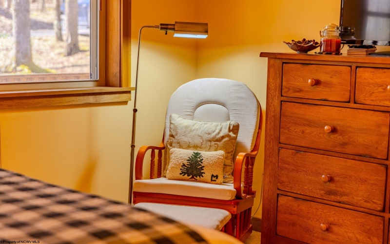 614 Hemlock Circle, Terra Alta, West Virginia 26764, 2 Bedrooms Bedrooms, 7 Rooms Rooms,2 BathroomsBathrooms,Single Family Detached,For Sale,Hemlock,10163993