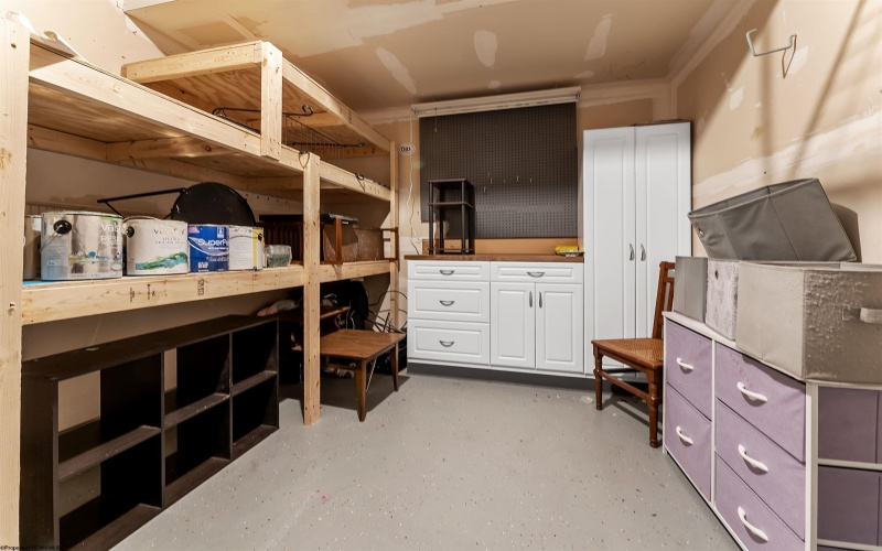 43 Robin Lane, Morgantown, West Virginia 26508, 3 Bedrooms Bedrooms, 7 Rooms Rooms,2 BathroomsBathrooms,Single Family Attached,For Sale,Robin,10163994