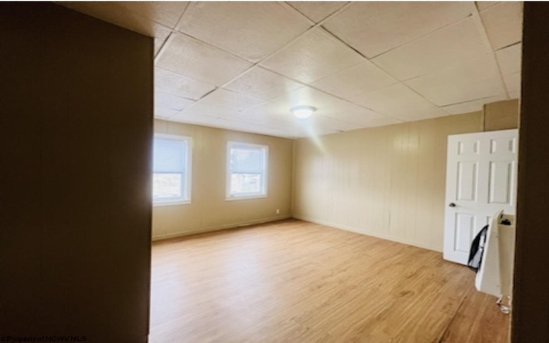 302 Columbia Street, Fairmont, West Virginia 26554, ,Multi-unit/income,For Sale,Columbia,10164009