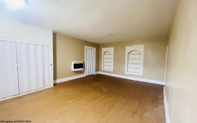 302 Columbia Street, Fairmont, West Virginia 26554, ,Multi-unit/income,For Sale,Columbia,10164009