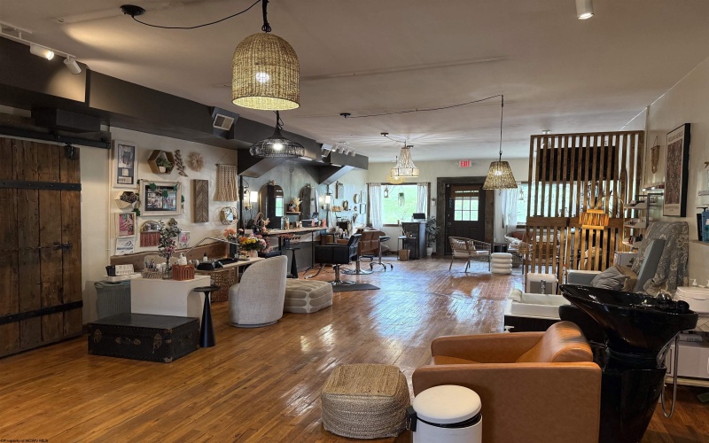 1200 Speedway Avenue, Fairmont, West Virginia 26554, ,Multi-unit/income,For Sale,Speedway,10164018 1200 Speedway Avenue, Fairmont, West Virginia 26554, ,Multi-unit/income,For Sale,Speedway,10164018