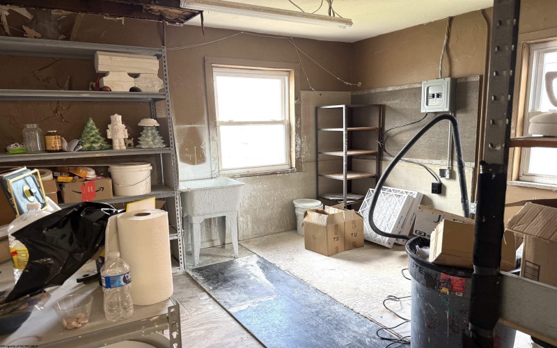 1200 Speedway Avenue, Fairmont, West Virginia 26554, ,Multi-unit/income,For Sale,Speedway,10164018 1200 Speedway Avenue, Fairmont, West Virginia 26554, ,Multi-unit/income,For Sale,Speedway,10164018