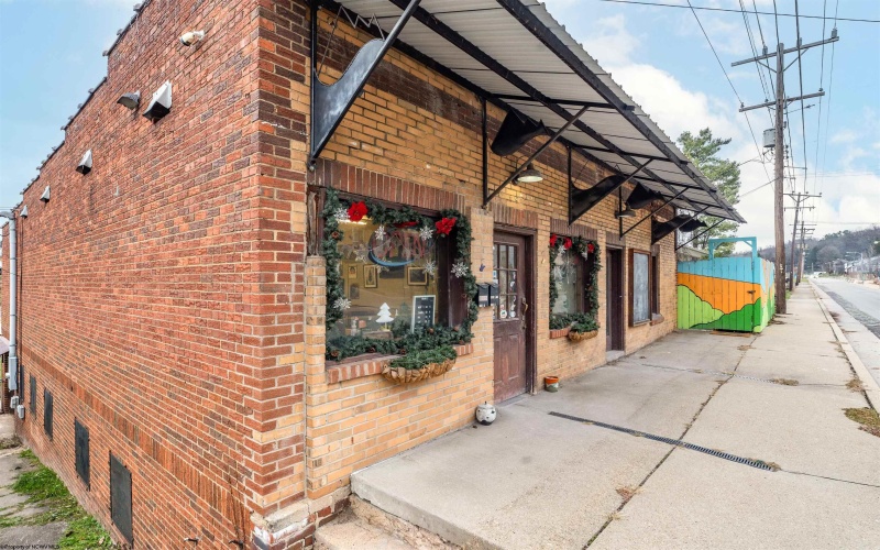 1200 Speedway Avenue, Fairmont, West Virginia 26554, ,Multi-unit/income,For Sale,Speedway,10164018 1200 Speedway Avenue, Fairmont, West Virginia 26554, ,Multi-unit/income,For Sale,Speedway,10164018