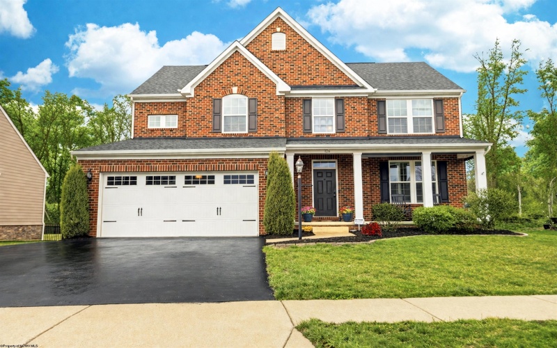 126 Summit Woods Drive, Morgantown, West Virginia 26508, 5 Bedrooms Bedrooms, 9 Rooms Rooms,3 BathroomsBathrooms,Single Family Detached,For Sale,Summit Woods,10163999