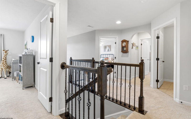 126 Summit Woods Drive, Morgantown, West Virginia 26508, 5 Bedrooms Bedrooms, 9 Rooms Rooms,3 BathroomsBathrooms,Single Family Detached,For Sale,Summit Woods,10163999