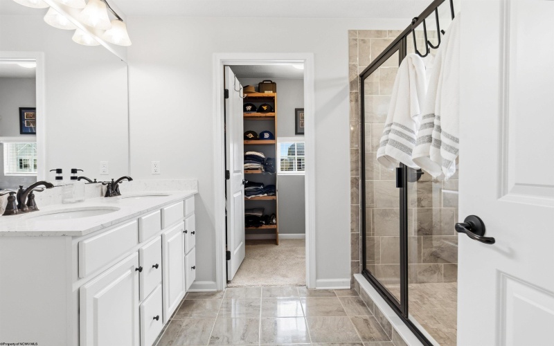 126 Summit Woods Drive, Morgantown, West Virginia 26508, 5 Bedrooms Bedrooms, 9 Rooms Rooms,3 BathroomsBathrooms,Single Family Detached,For Sale,Summit Woods,10163999