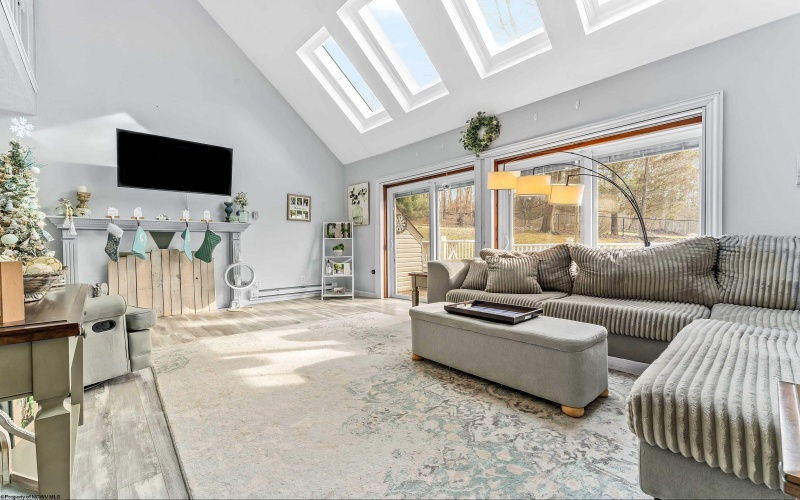 222 Bull Run Road, Morgantown, West Virginia 26508, 3 Bedrooms Bedrooms, 7 Rooms Rooms,1 BathroomBathrooms,Single Family Detached,For Sale,Bull Run,10164004 222 Bull Run Road, Morgantown, West Virginia 26508, 3 Bedrooms Bedrooms, 7 Rooms Rooms,1 BathroomBathrooms,Single Family Detached,For Sale,Bull Run,10164004