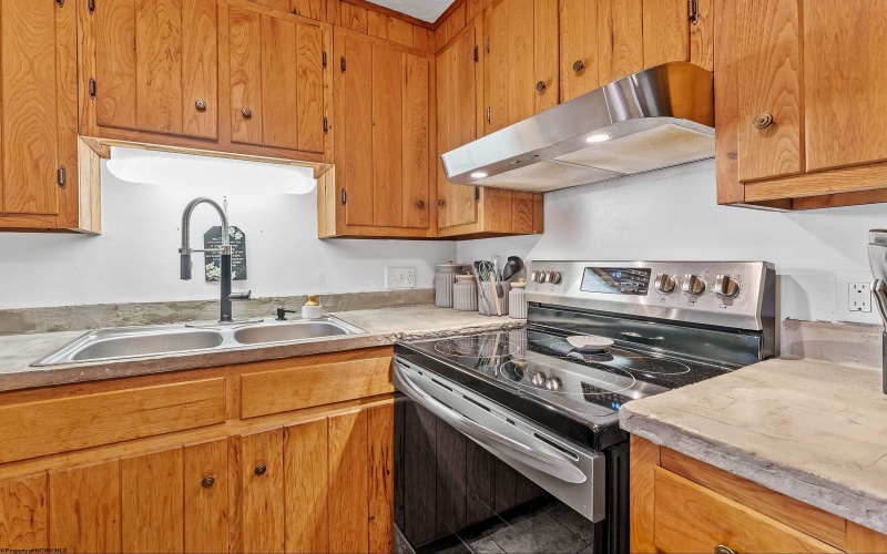 222 Bull Run Road, Morgantown, West Virginia 26508, 3 Bedrooms Bedrooms, 7 Rooms Rooms,1 BathroomBathrooms,Single Family Detached,For Sale,Bull Run,10164004 222 Bull Run Road, Morgantown, West Virginia 26508, 3 Bedrooms Bedrooms, 7 Rooms Rooms,1 BathroomBathrooms,Single Family Detached,For Sale,Bull Run,10164004